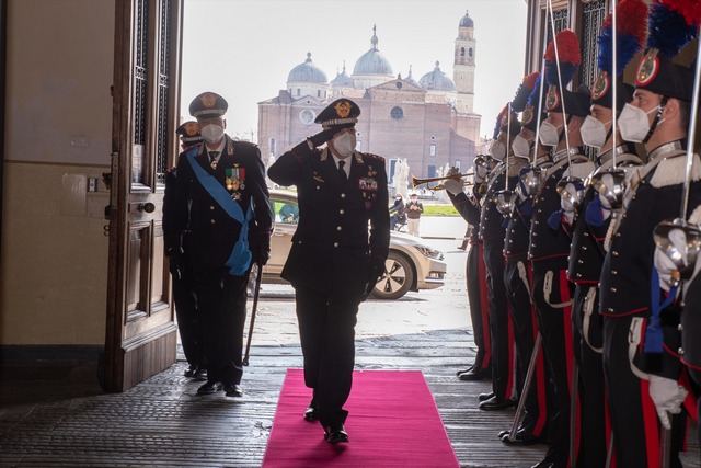 AVVICENDAMENTO AL COMANDO INTERREGIONALE CARABINIERI VITTORIO VENETO